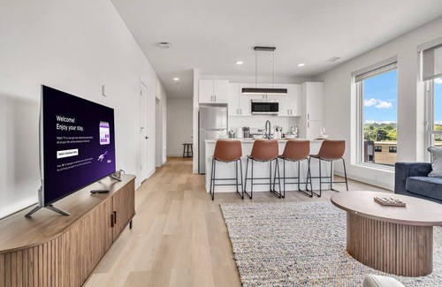 University Circle Apartment | Stylish & Comfortable 2BR | Cleveland Clinic