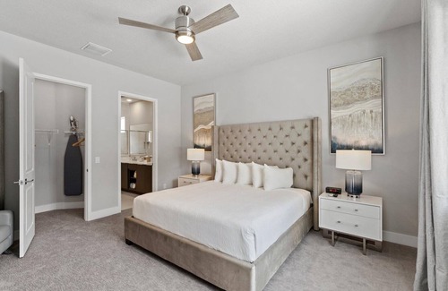 Reunion Hotel | Stylish Condo near Disney with Resort & Waterpark Access - B31-134