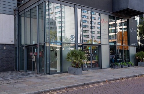 Canary Wharf Apartment | Stylish cosy flat in Canary Wharf