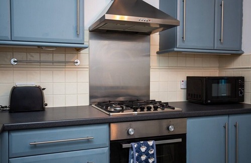 Whitley Bay Apartment | Stylish Cosy Two Bed Apartment - Coast Location