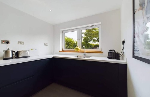 Winchcombe House | Stylish | Cotswold | Parking | Peaceful | Garden