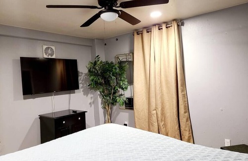 Shreveport House | Stylish & Cozy 2Bedroom Apt-A