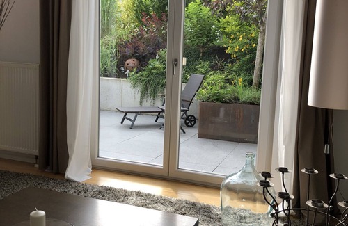 Schopfheim Apartment | Stylish, cozy 65sqm 1 bedroom - large veranda - top excursion location