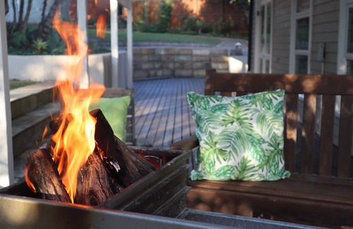 Wilderness House | Stylish & Cozy House - 5min from the beach!