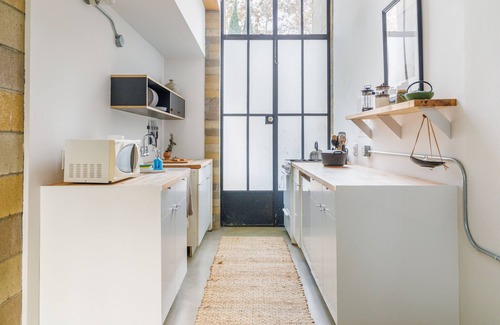 Cortez Hill Apartment | Stylish Downtown Loft wFree Onsite/Parking in Little Italy. Pet Friendly!