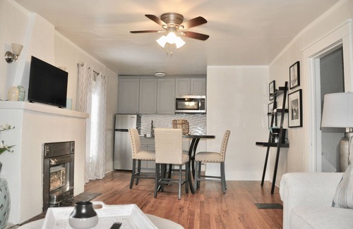Rapid City Apartment | Stylish Duplex DT Apt - Walk, Bike, Visit, Enjoy!