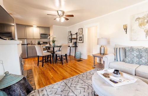 Rapid City Apartment | Stylish Duplex DT Apt - Walk, Bike, Visit, Enjoy!