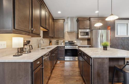 Talbot's Corner Apartment | Stylish Duplex Near Downtown & East Nashville Fun