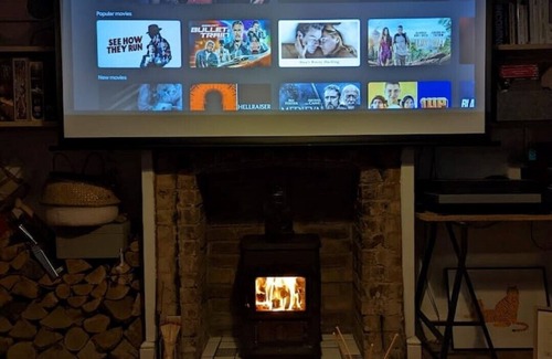 High Street House | Stylish East London Home with a Wood Burner+Garden