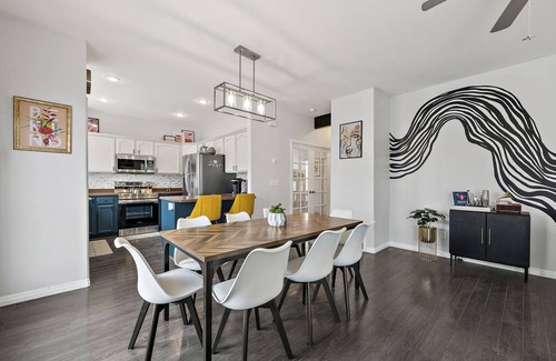 South Jordan House | Stylish & Family Friendly w/Fenced Yard, Garage, Game Room, BBQ, Near Eats & Fun
