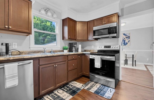 Knightdale House | Stylish Family Getaway 3BR High-Speed WiFi