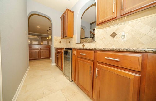 Red Oak House | Stylish Family Getaway | Room for Everyone