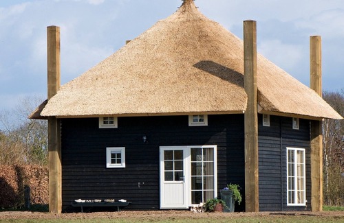 Municipality of Wierden House | Stylish Farmhouse Escape