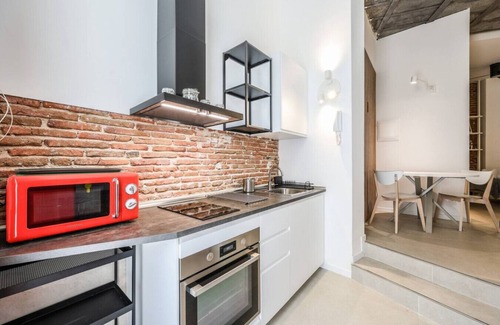 Embajadores Apartment | Stylish Flat Near Plaza Mayor & La Latina
