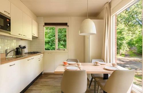 Krachtighuizen House | Stylish Forest Bungalow for 4 in the Veluwe