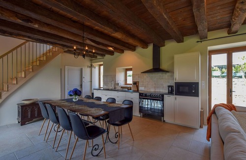 Saint-Medard-d'Excideuil House | Stylish Villa on Historic Estate