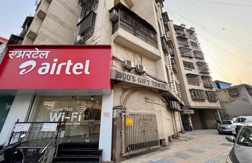 Bandra West Apartment | Stylish Fully Furnished 1BHK apartment in Heart of Bandra West, Hill Road.