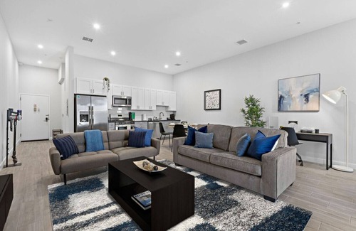 Constable Hook Apartment | Stylish Getaway Free Parking 30Min to NYC