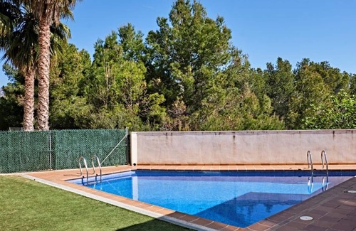 Calafat Apartment | Stylish Ground Floor Apartment with Pool, 150m from Beach