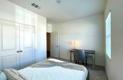 Fort Worth House | Stylish Haven on Glen Crossing Rd