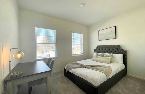 Fort Worth House | Stylish Haven on Glen Crossing Rd