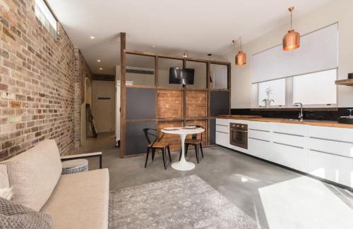 Camperdown House | Stylish Hipster Heaven in Camperdown