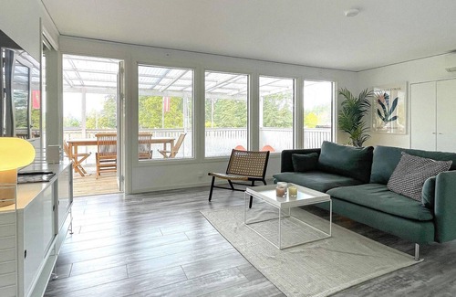 Storlinge House | Stylish Holiday Apartment on Oland