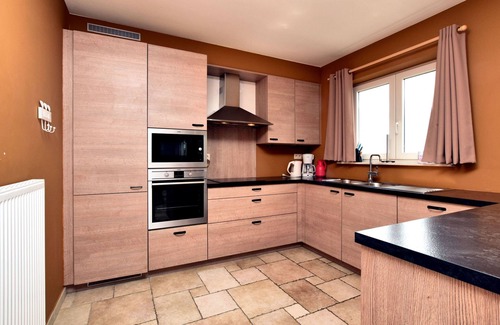 Hastiere-Lavaux House | Stylish holiday home in Hastière with terrace