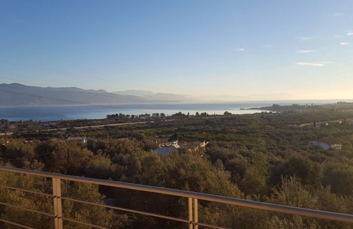 Aigialeia Villa | Stylish holiday house with sea view