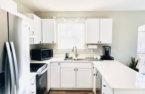 Bay VIew Addition House | Stylish home 5-15 mins to 🏝PCB & St Andrews Bay