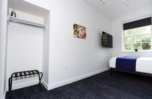 Fenway–Kenmore Apartment | Stylish Hotel Room in Boston's Fenway - Unit #107