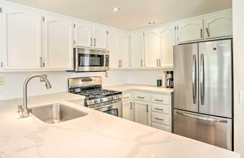 Laguna Niguel House | Stylish Laguna Niguel Home ~ 5 Mi to Beach!