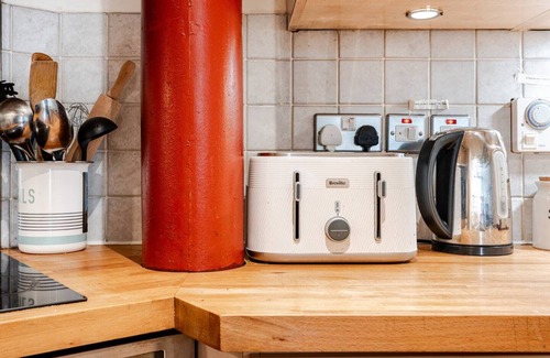 Manchester City Centre Apartment | Stylish Loft Apartment | Central Manchester | Sleeps 4
