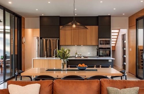 Eagle Bay House | STYLISH & LUXE CONTEMPORARY ESCAPE SURROUNDED BY GORGEOUS NATURAL BUSHLAND