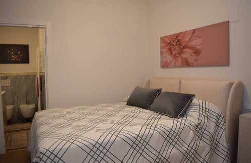 Gavinana Apartment | Stylish Luxury Apartment in Florence - Walk to City Center!"