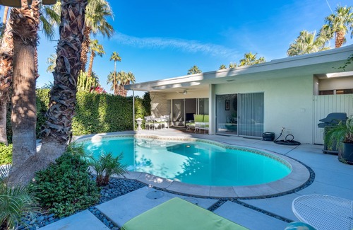 Palm Desert House | Stylish Mid-Century home with Pool walking distance to all on El Paseo!
