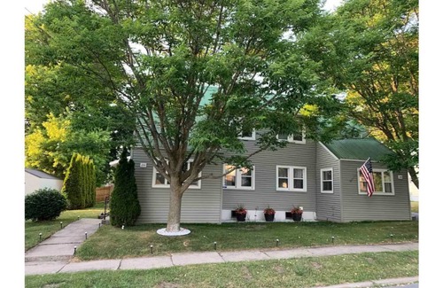 Watertown Apartment | Stylish&Modern Apartment Near Fort Drum Watertown