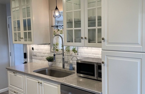 Centerville House | Stylish Modern home near the Heart of the Bay