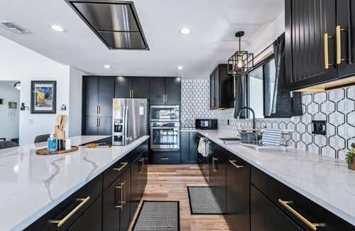 Lake Havasu City House | Stylish & Modern Private Getaway in Lake Havasu!