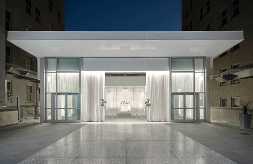 Downtown Dallas Hotel | Stylish Multi-Level Suite with Bold Interiors and Loft Architecture