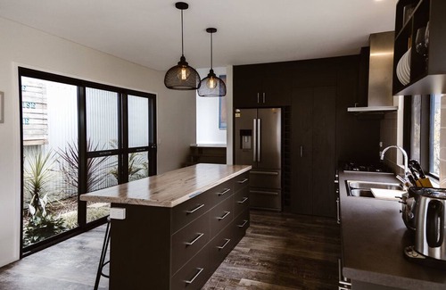 Shadforth House | Stylish new holiday home