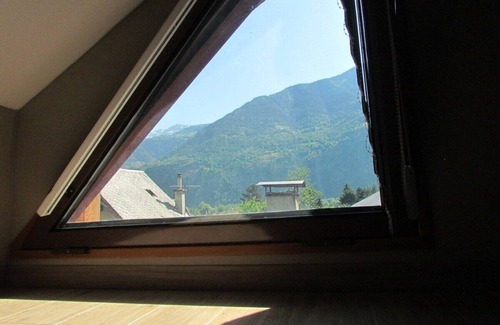 Le Bourg-d'Oisans House | STYLISH NEWLY RENOVATED TOWN HOUSE - SLEEPS 6