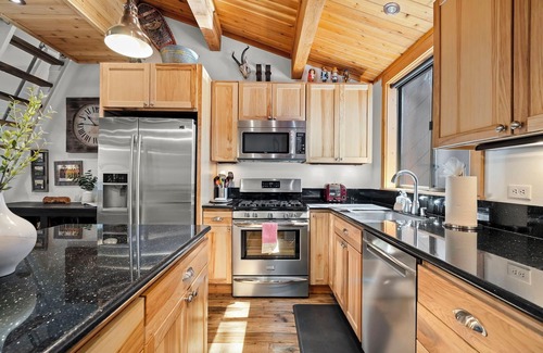 Truckee House | Stylish Northstar Home w/Loft | Free Shuttle, Pool & Near Resort Fun