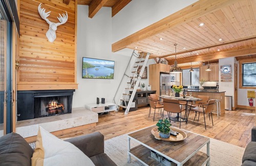 Truckee House | Stylish Northstar Home w/Loft | Free Shuttle, Pool & Near Resort Fun