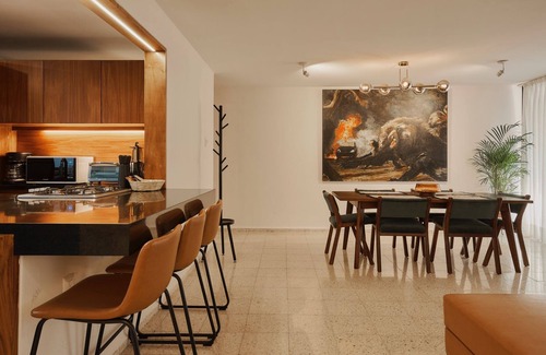 Reforma Apartment | Stylish Oaxaca Apartment with Balcony & AC