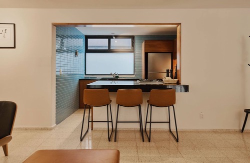 Reforma Apartment | Stylish Oaxaca Apartment with Balcony & AC