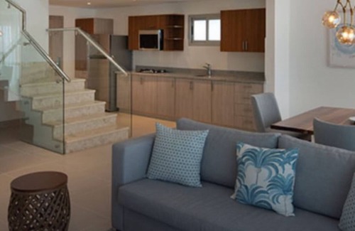 Cabarete Resort | Stylish ocean-front imperial suite. Free transport to and from the airport.