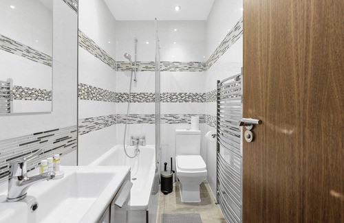 Nightingale Apartment | Stylish One-Bedroom Apartment near Balham Station