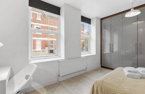 Nightingale Apartment | Stylish One-Bedroom Apartment near Balham Station