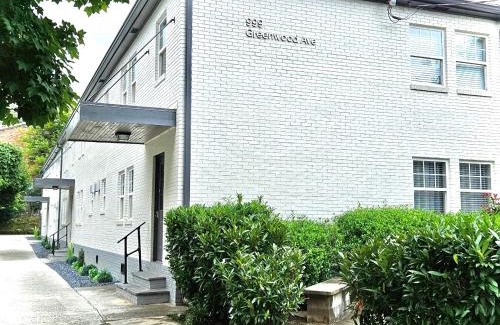 Virginia Highland Apartment | Stylish OneBedroom in Popular Virginia Highland